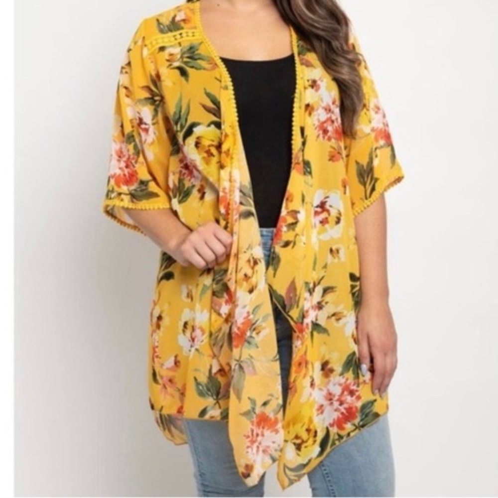 EMORY PARK Landy‎ Crochet Trim Open Front Woven Kimono tropical Yellow medium